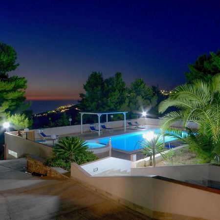بيسْكيتْشّي B&B Villa Nicoletta المظهر الخارجي الصورة