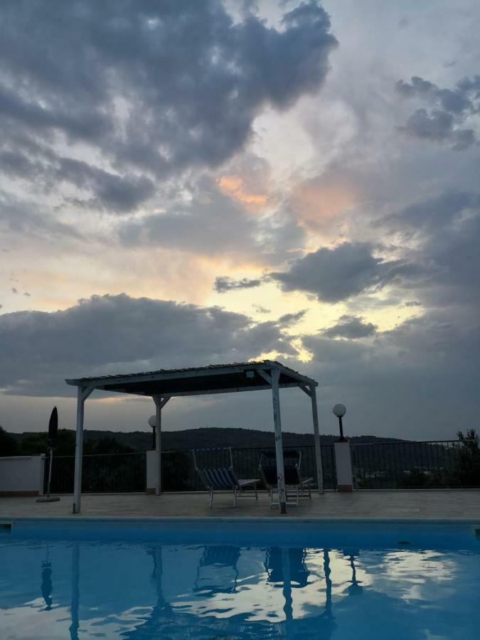 بيسْكيتْشّي B&B Villa Nicoletta المظهر الخارجي الصورة